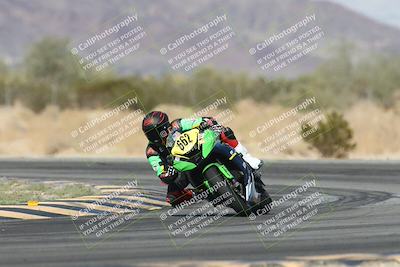 media/Nov-02-2025-CVMA (Sun) [[337aff29ab]]/Race 11-Amateur Supersport Open/